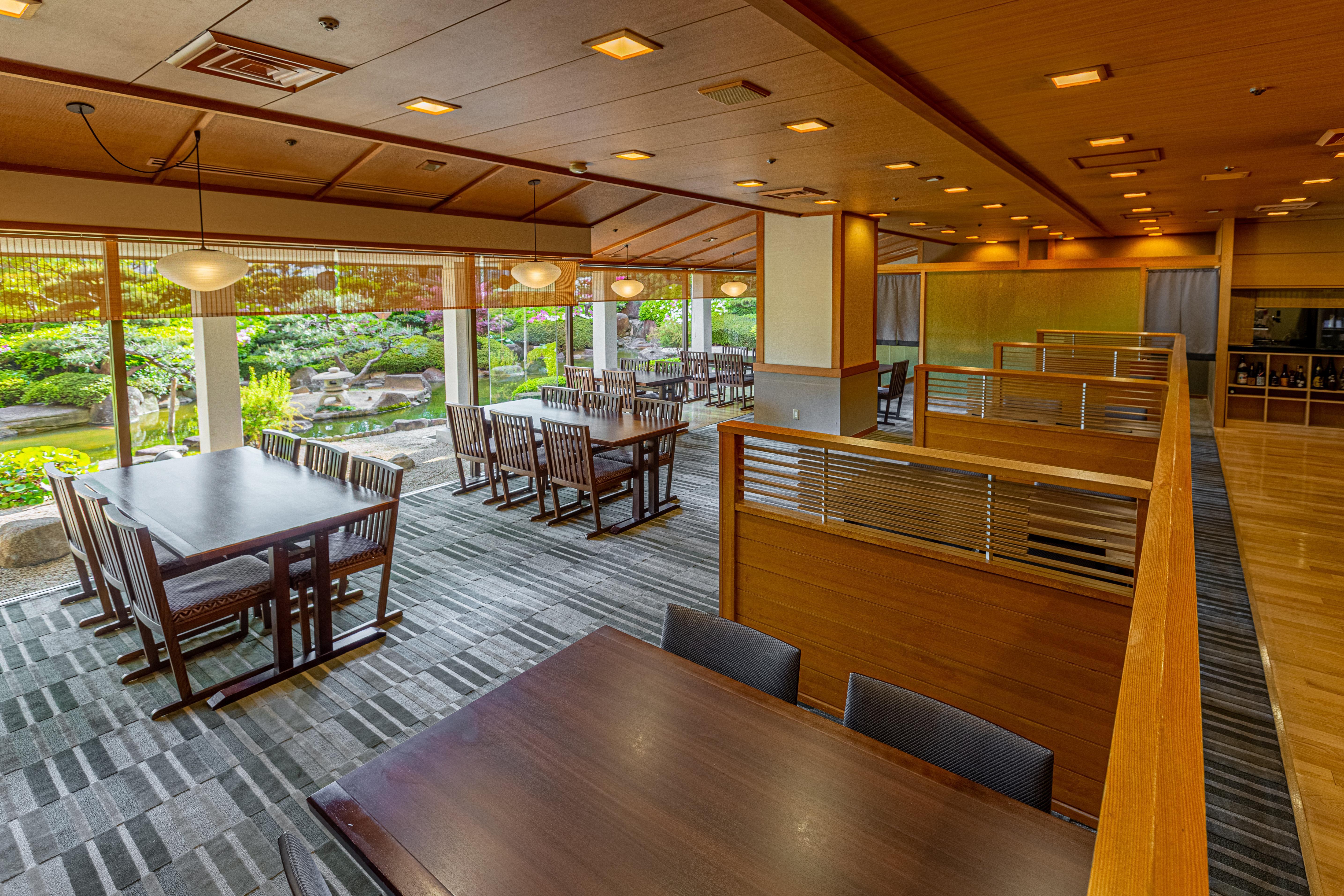 Hotel Ana Crowne Plaza Hiroshima By Ihg Zewnętrze zdjęcie