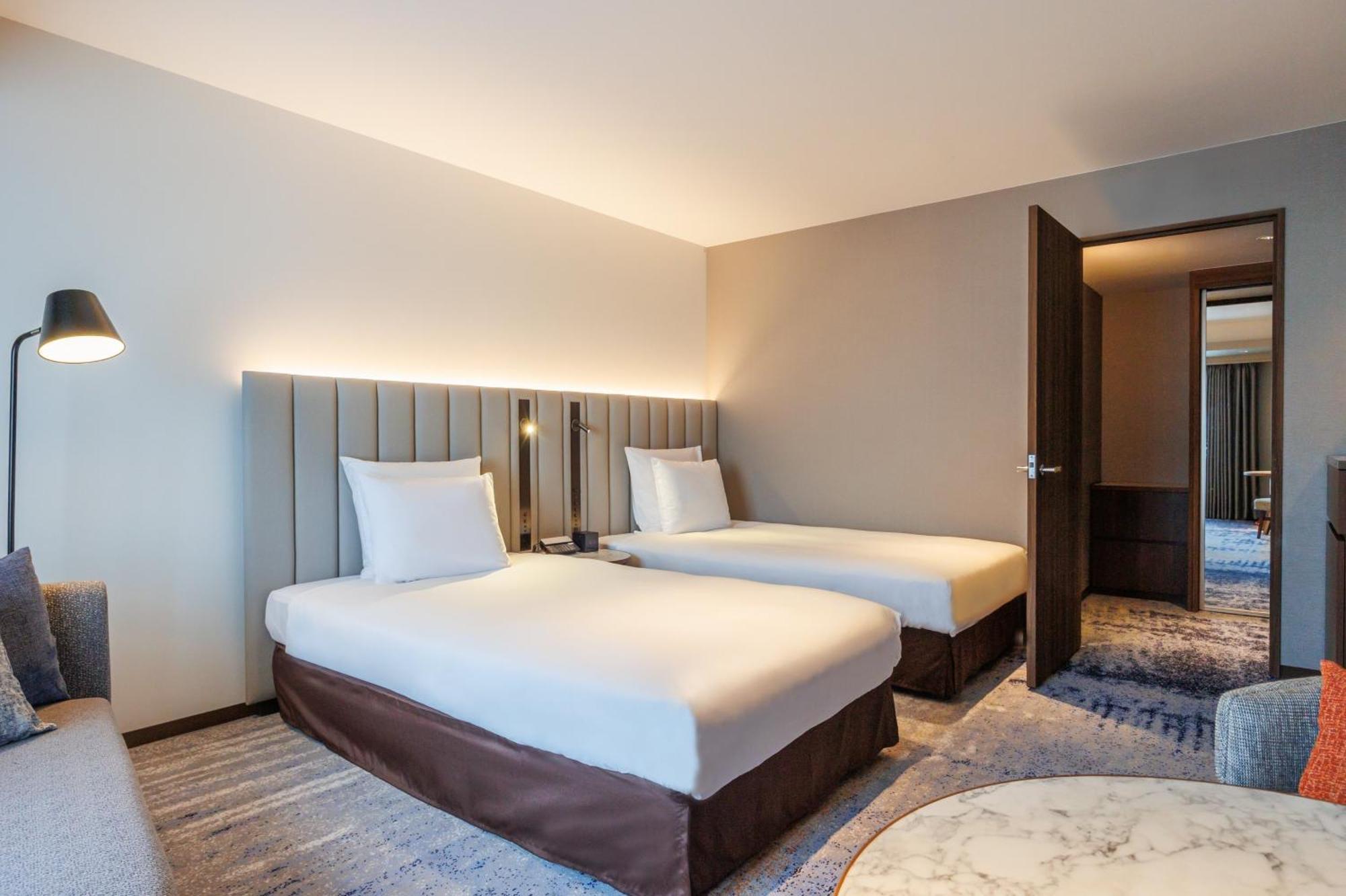 Hotel Ana Crowne Plaza Hiroshima By Ihg Zewnętrze zdjęcie