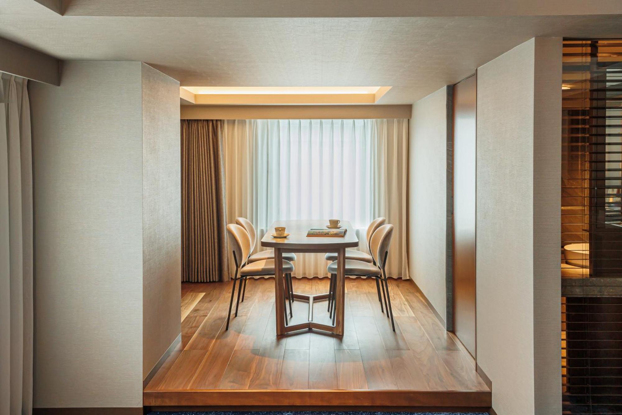 Hotel Ana Crowne Plaza Hiroshima By Ihg Zewnętrze zdjęcie